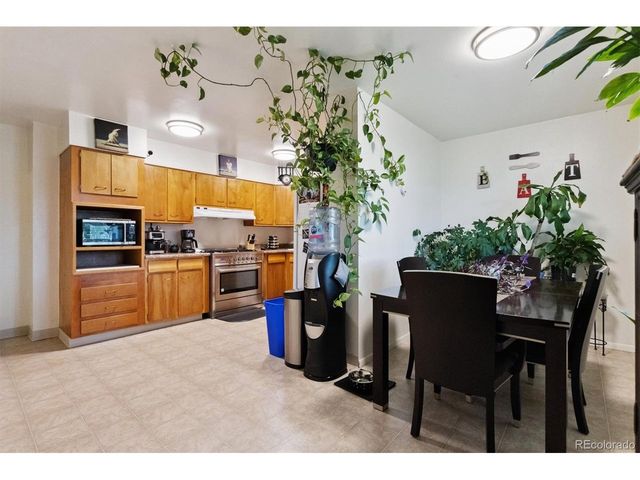 187 Lamar St, Lakewood, CO 80226