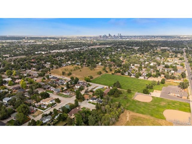 187 Lamar St, Lakewood, CO 80226