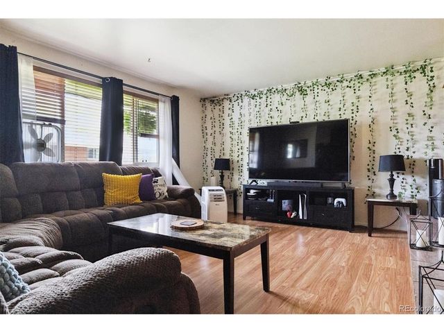187 Lamar St, Lakewood, CO 80226