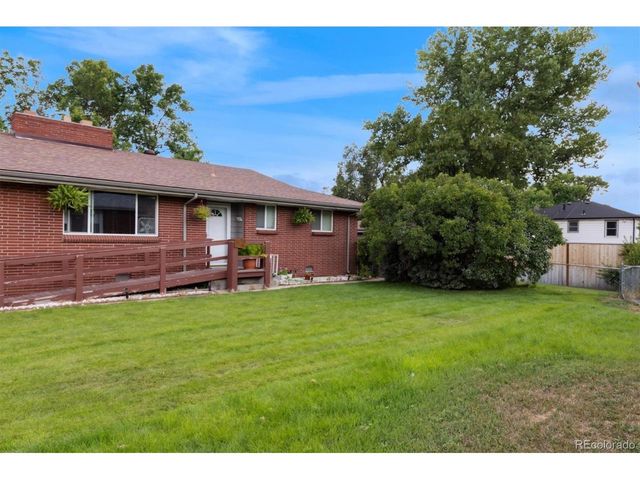 187 Lamar St, Lakewood, CO 80226