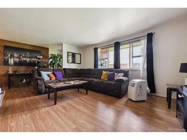 187 Lamar St, Lakewood, CO 80226