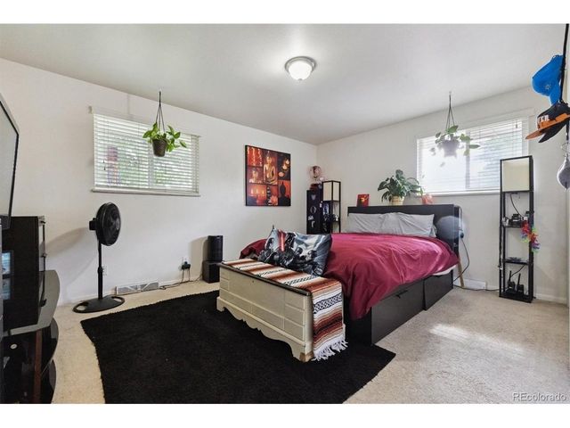 187 Lamar St, Lakewood, CO 80226