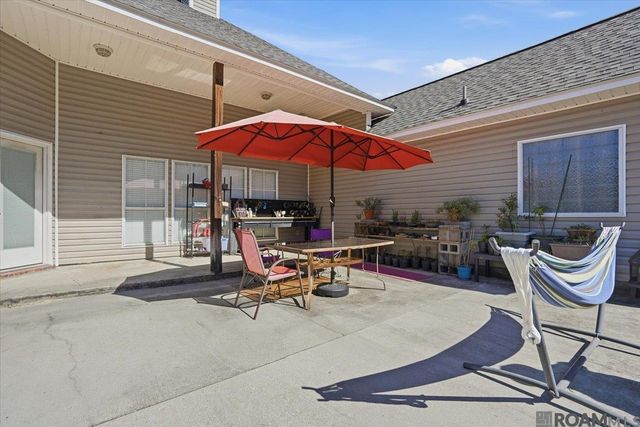 1480 Willow Oak Dr, Denham Springs, LA 70726