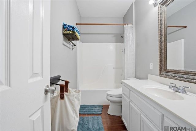 1480 Willow Oak Dr, Denham Springs, LA 70726