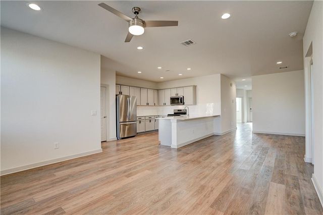 280 Tequilana PASS, Leander, TX 78641