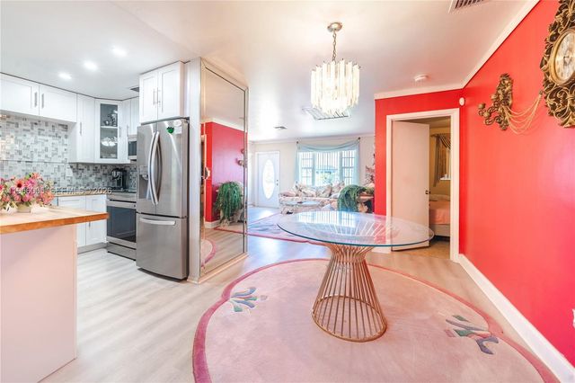 3125 NW 205th St, Miami Gardens, FL 33056