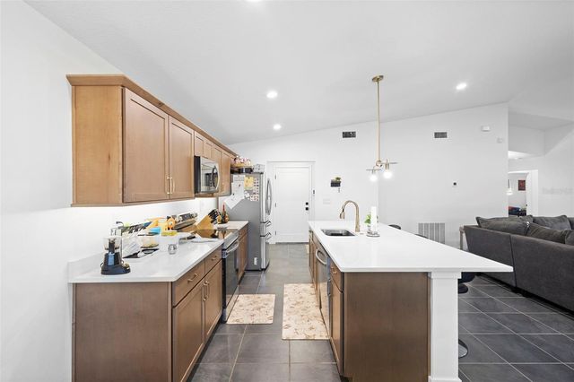 1465 20TH STREET, Orange City, FL 32763