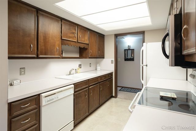 230 S State Street 78, Zeeland, MI 49464