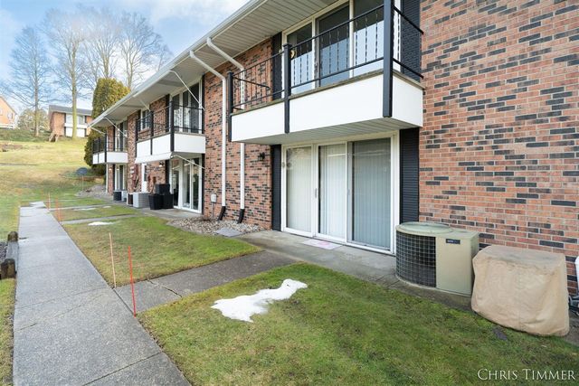 230 S State Street 78, Zeeland, MI 49464