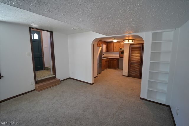 3613 Manchester Road, Coventry, OH 44319