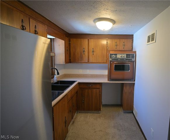 3613 Manchester Road, Coventry, OH 44319