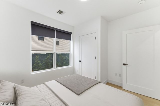 649 38Th St, Union City, NJ 07087