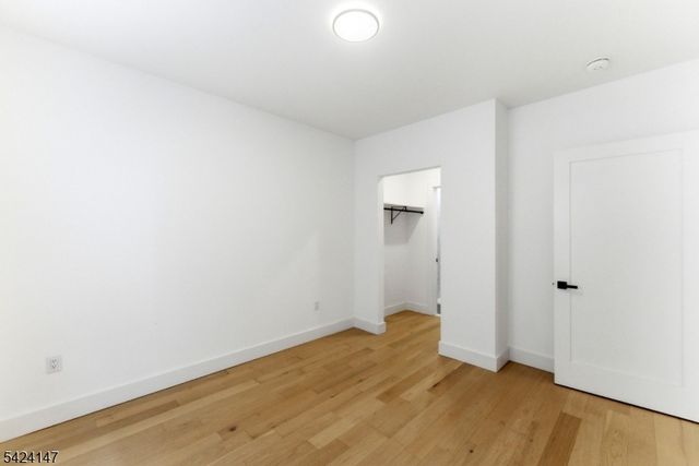 649 38Th St, Union City, NJ 07087