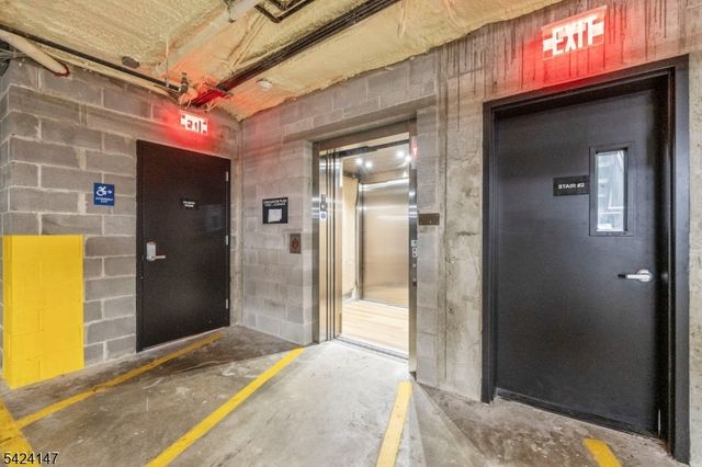 649 38Th St, Union City, NJ 07087