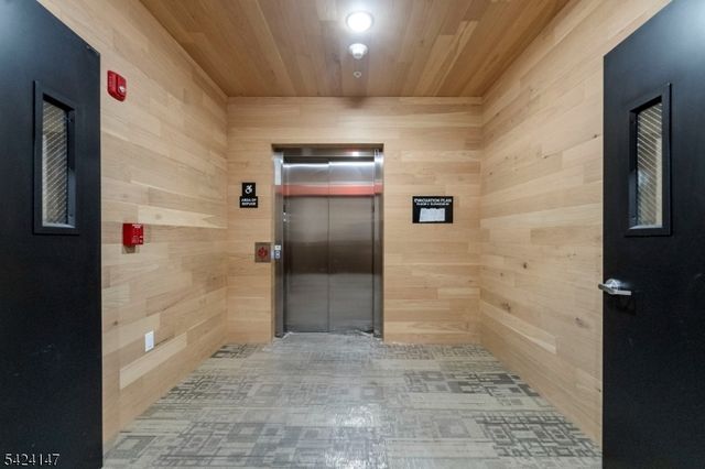 649 38Th St, Union City, NJ 07087