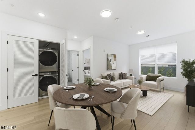 649 38Th St, Union City, NJ 07087