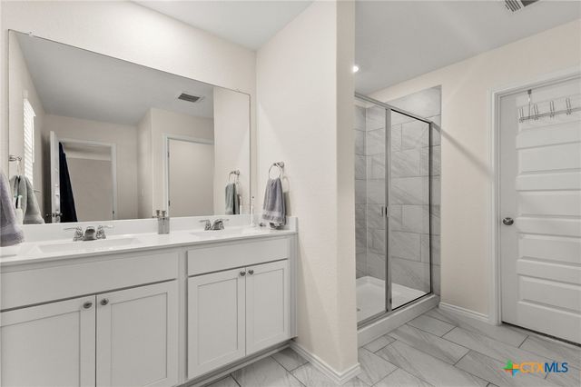 175 Honey Oak Lane, New Braunfels, TX 78130