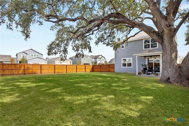 175 Honey Oak Lane, New Braunfels, TX 78130
