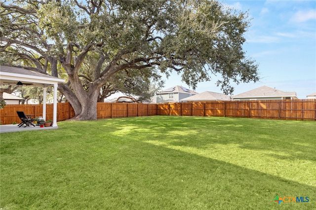 175 Honey Oak Lane, New Braunfels, TX 78130