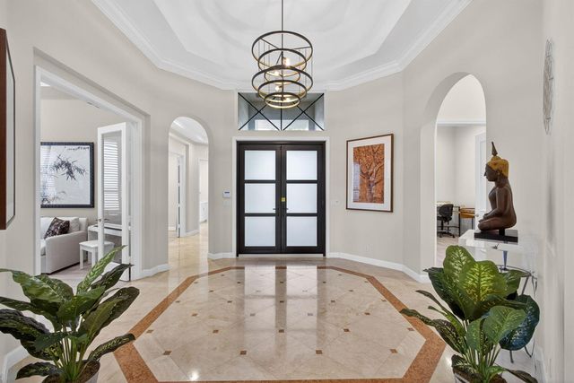160 Viera Drive, Palm Beach Gardens, FL 33418