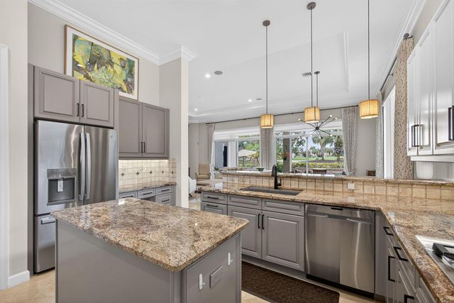 160 Viera Drive, Palm Beach Gardens, FL 33418