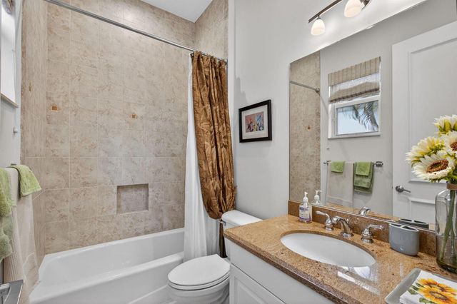 160 Viera Drive, Palm Beach Gardens, FL 33418