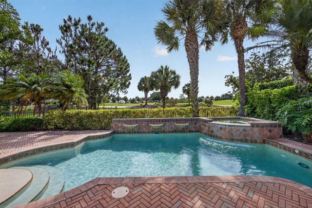 160 Viera Drive, Palm Beach Gardens, FL 33418