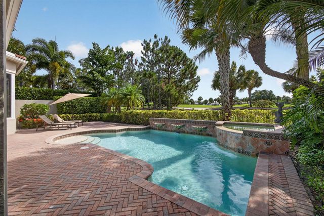 160 Viera Drive, Palm Beach Gardens, FL 33418