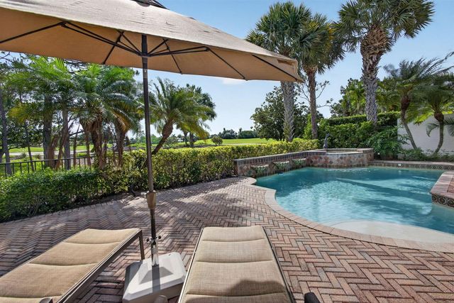 160 Viera Drive, Palm Beach Gardens, FL 33418