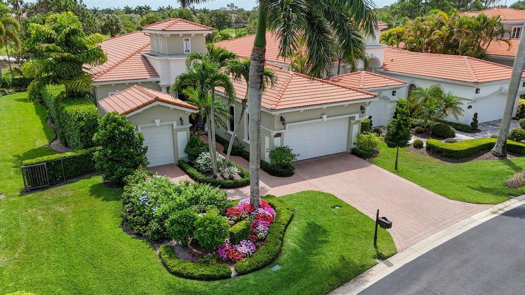 160 Viera Drive, Palm Beach Gardens, FL 33418
