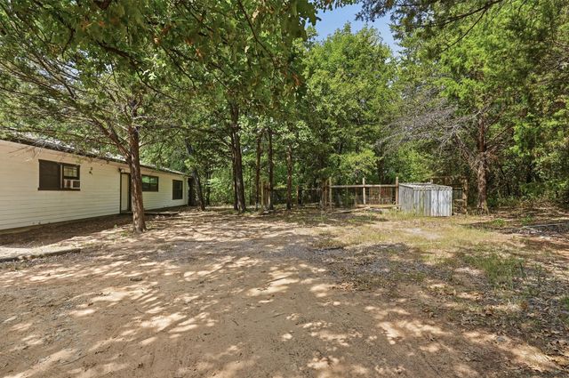 3721 Rock Creek Road, Whitesboro, TX 76273