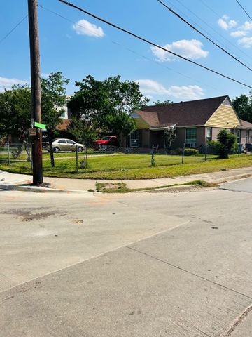 7225 Mohawk Drive, Dallas, TX 75235