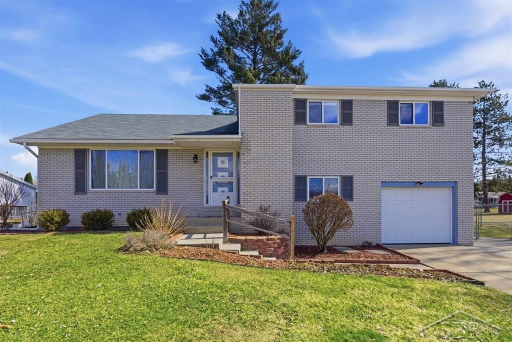 2075 Norma Jean Drive, Saginaw, MI 48609