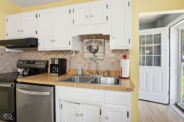 1330 Zelda Street, Noblesville, IN 46060