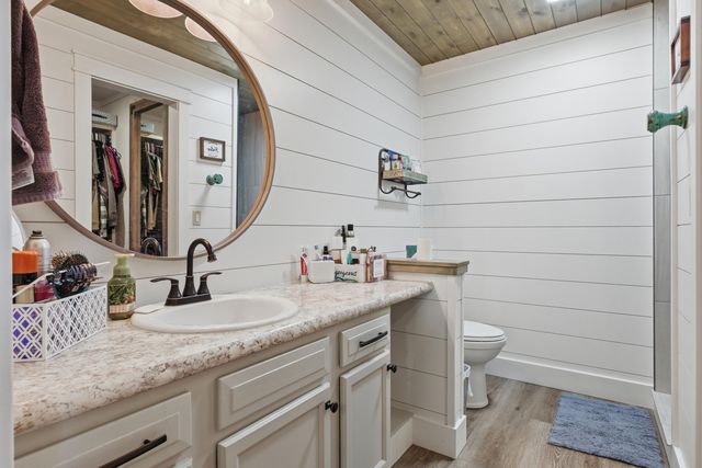 506 N First Street, Stockton, MO 65785