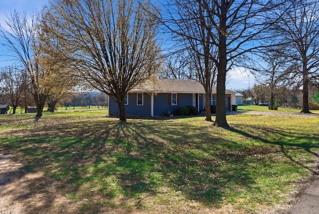 506 N First Street, Stockton, MO 65785