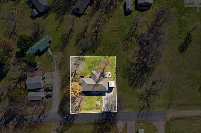 506 N First Street, Stockton, MO 65785