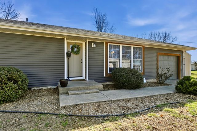 506 N First Street, Stockton, MO 65785