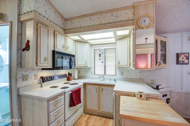 7750 E BROADWAY Road 225, Mesa, AZ 85208