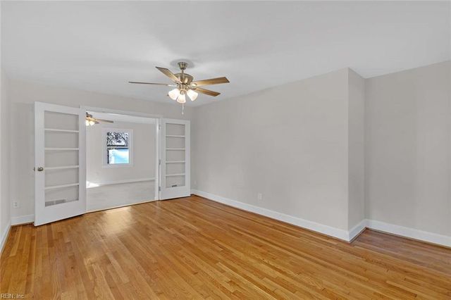 7 Suburban PW, Hampton, VA 23661