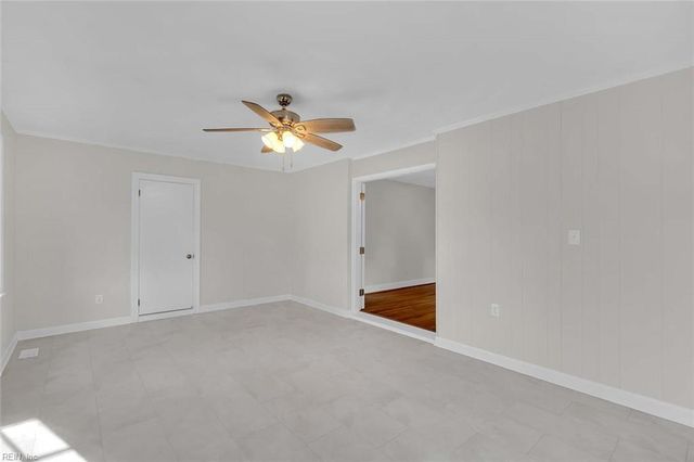 7 Suburban PW, Hampton, VA 23661