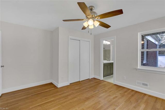 7 Suburban PW, Hampton, VA 23661