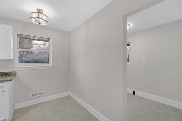 7 Suburban PW, Hampton, VA 23661