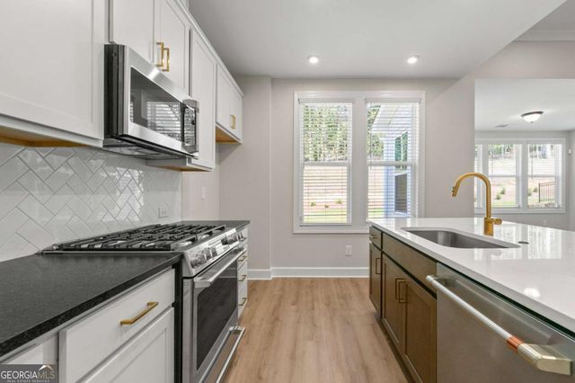 428 Geneva Way, Hoschton, GA 30548