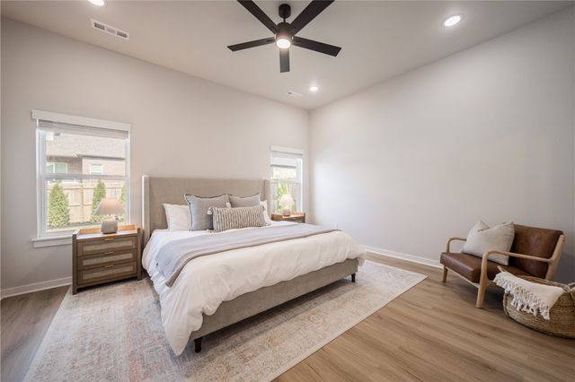 5404 SW Nandina Lane, Bentonville, AR 72713