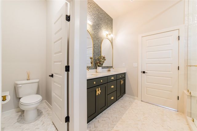 5404 SW Nandina Lane, Bentonville, AR 72713