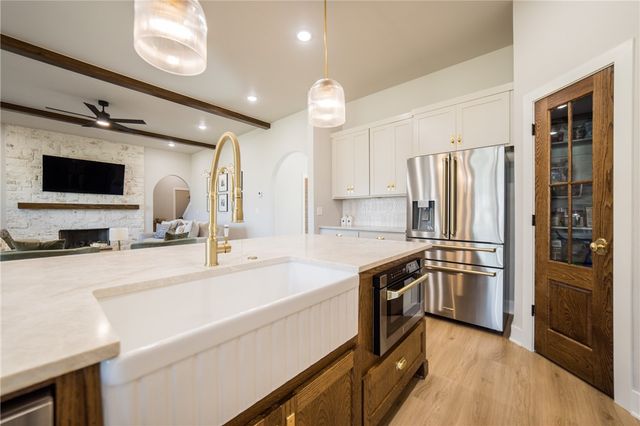 5404 SW Nandina Lane, Bentonville, AR 72713