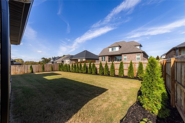 5404 SW Nandina Lane, Bentonville, AR 72713