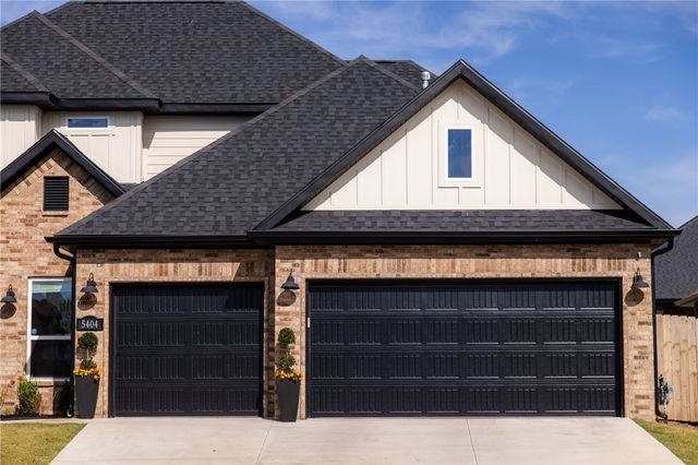 5404 SW Nandina Lane, Bentonville, AR 72713