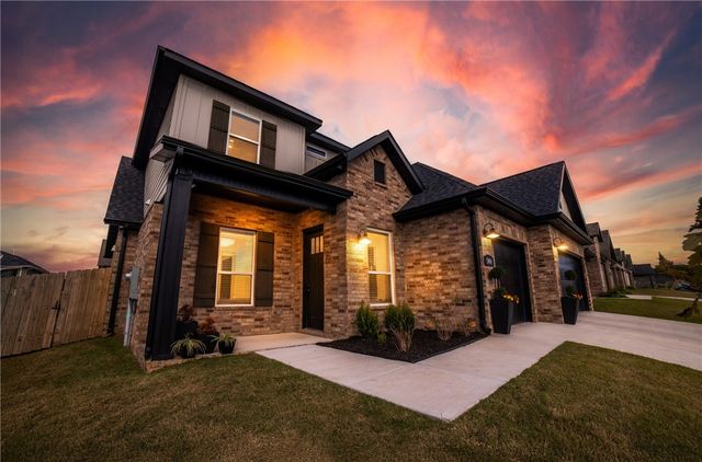 5404 SW Nandina Lane, Bentonville, AR 72713